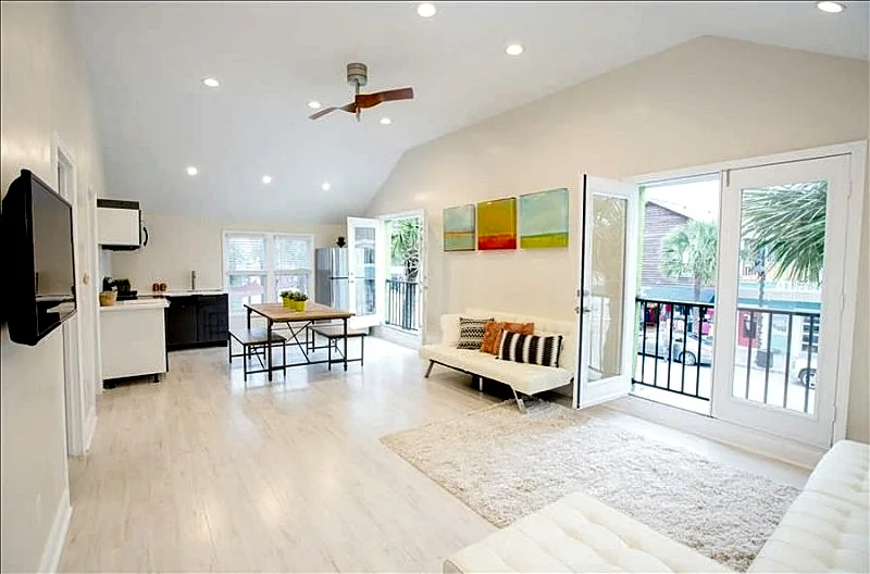 Palms Lux Condo on Center St Folly Beach Front Unit