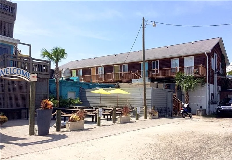 Follynesia a Tiki Style Condo In the Heart of Folly - Walk Everywhere!!!