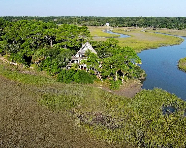 Nature, Privacy and Spectacular views at Pyramid Pointe