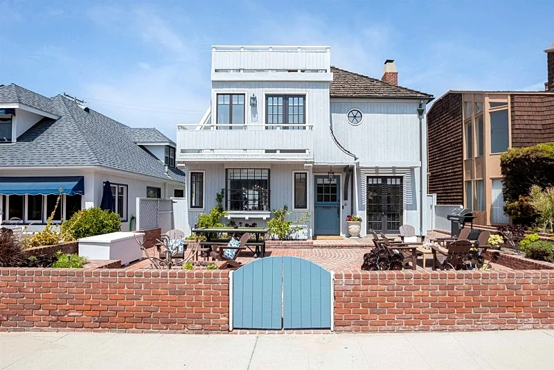 Luxury Walk Street Home in North Hermosa – Ocean Views Just Steps from the Sand
