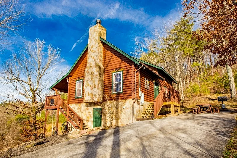 Serendipity: Private, Wood Fireplace, Hot Tub, Fire Pit, Grill