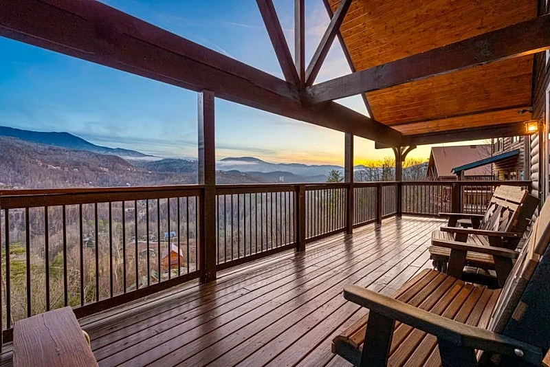 All About The View Cabin: Game Room, Pool Table, Theater