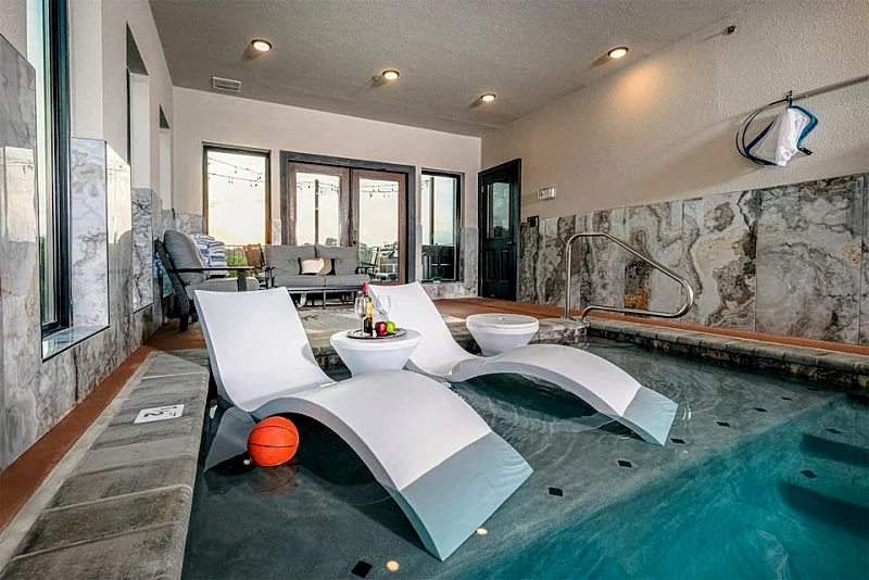 Lazzee River Getaway w/ Private Pool & Waterpark Access