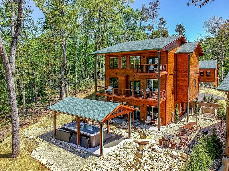 Gatlinburg Overlook Cabin: Private Swim Spa, Game Room
