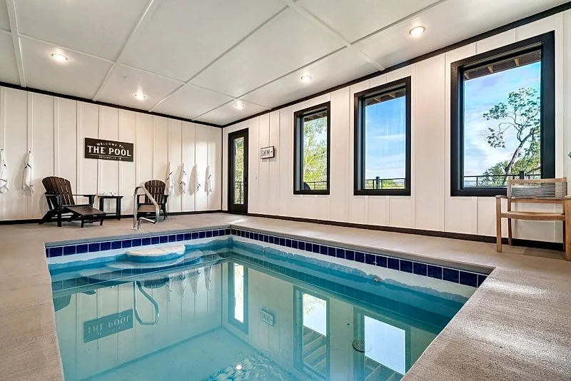 Smokies Sunset Splash Cabin: Pool, Hot Tub, EV Charger