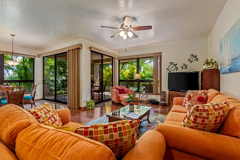 SPECTACULAR !! Ground Floor Condo Sleeps 5 Golf ,Tennis ,.Gym Pool, Jacuzzi