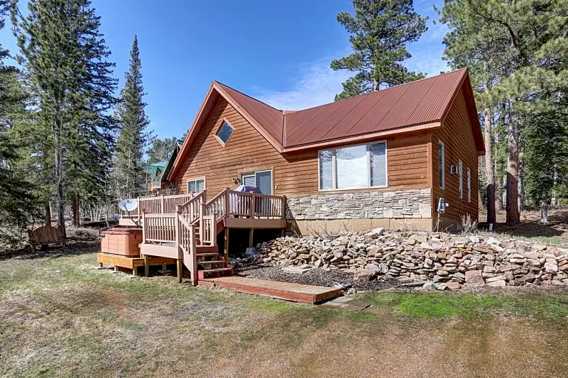 Alpine Getaway | Terry Peak Ski Vacation Home w/ Hot Tub