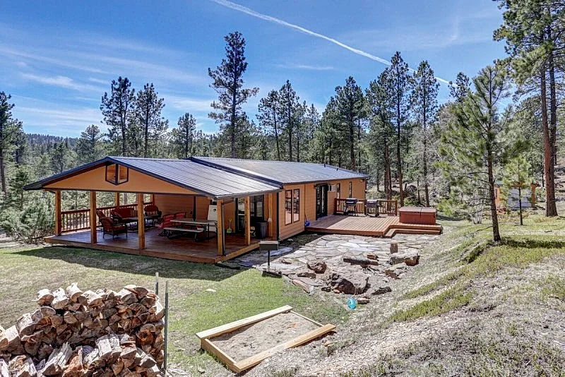 Midway Meadows - private location!