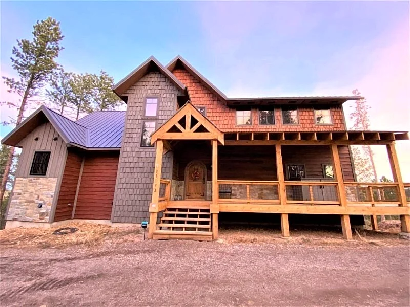 Happy Hour Hideaway - Magnificent Mountain Views!