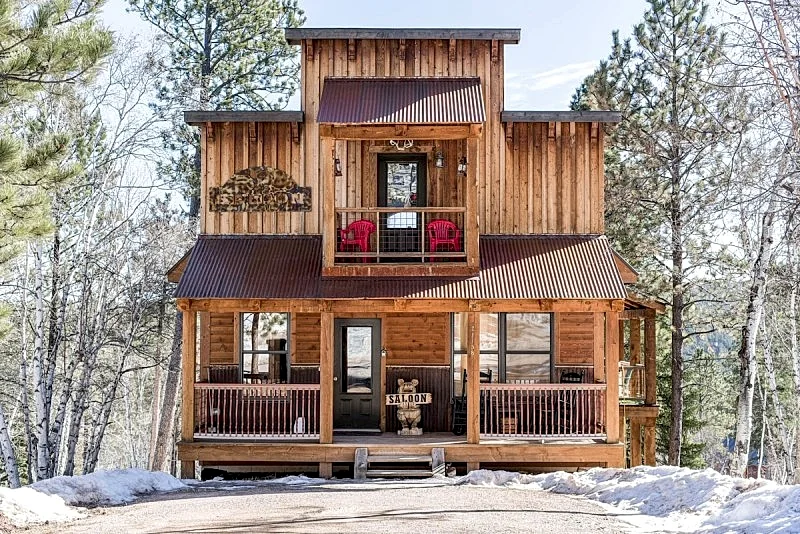 Saloon Cabin » 4 Bed, 2 Bath » Gilded Mountain » Lead