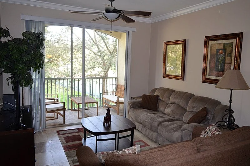 Steps to Disney in Top Rated Gated Resort, Beautiful 3BR Luxury Condo, Free Wifi