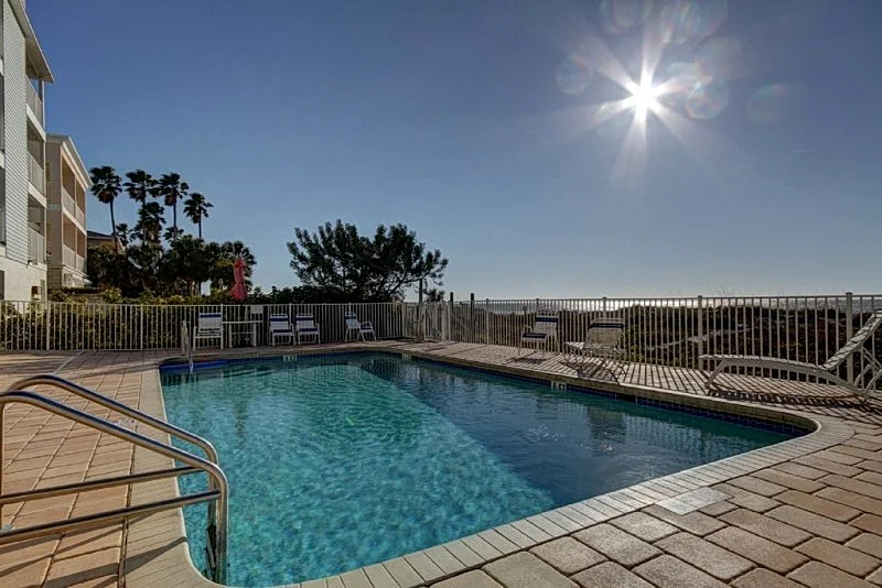 Exclusive Gulf Side Condo, 3 BR-2.5BA-IRB