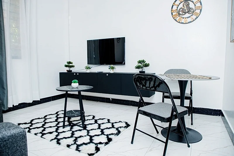 Cozy Luxe Home 1-bedroom house with WiFi, AC in delightful Dar es Salaam