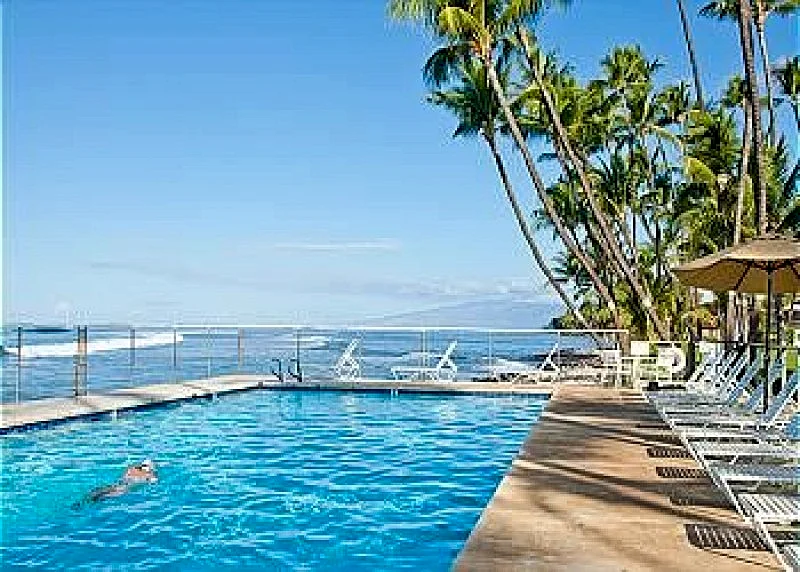 Island living at its best!! 24-4