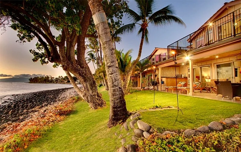 58-2 Elegant Oceanfront 3 bedroom 3.5 bath