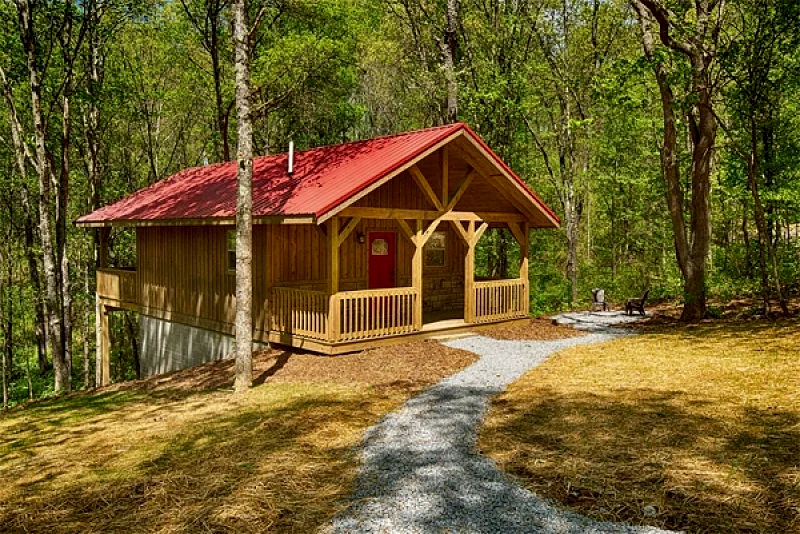 Conner Homestead Cabin in Hocking Hills