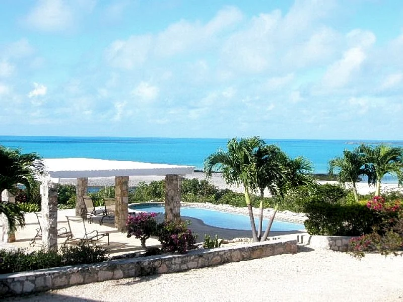 Sunshine House - Private Villa w/ Ocean Views