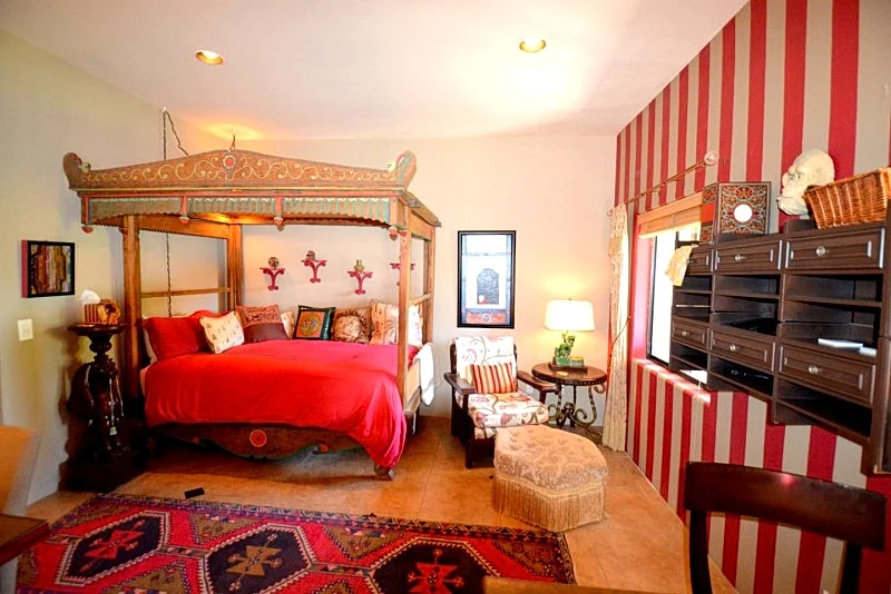 Eat, Pray, Love Guest Suite, Just Steps to Hiking!