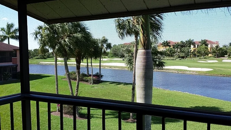 South-east exposure, natural & breezy, Golf & water view