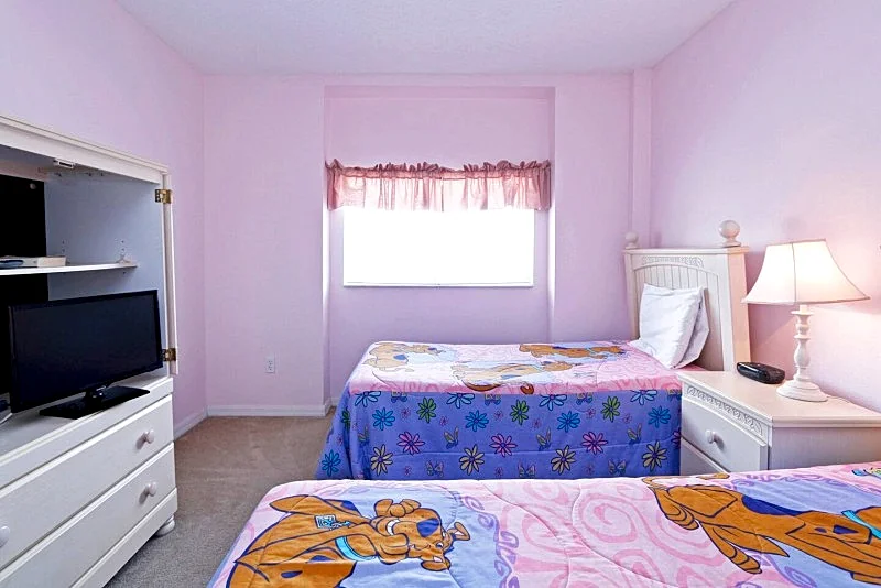 Large 5 br villa w/ private pool, 3 mi3Disney
