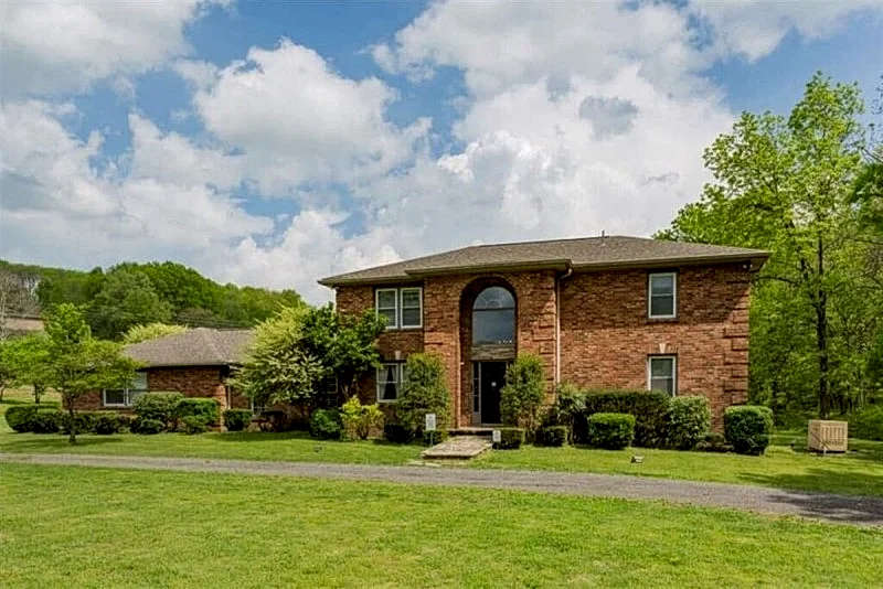 4x Superhost! Brenda Lee 4BR Retreat | Pool + Hot Tub