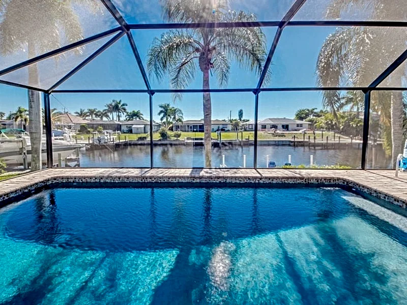 Villa 13 Coastal decor, Htd saltwater pool, Gulf Access.