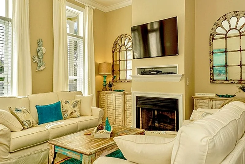 Beautiful Summer House 4 BR 2400 sq.ft. Beach House, Private Pool