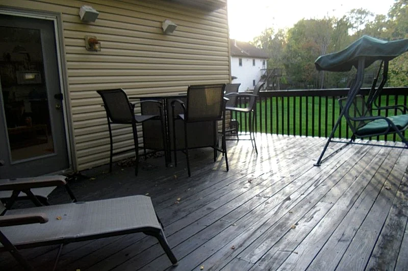 Rural setting in midst of quaint, small, historic town w/plenty of activities