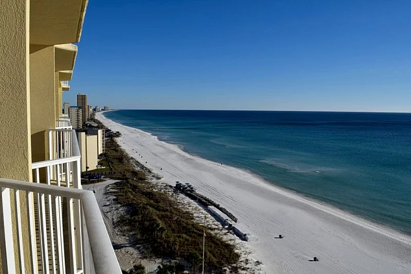 Enjoy Memorial Day weekend in our condo. Perfect weather, Sun, Sand and Gulf