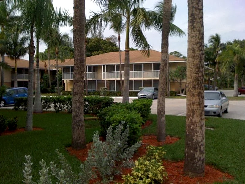 Bali Hai Condos 2 bed/2 bath Ft Myers, Florida 10 reviews
