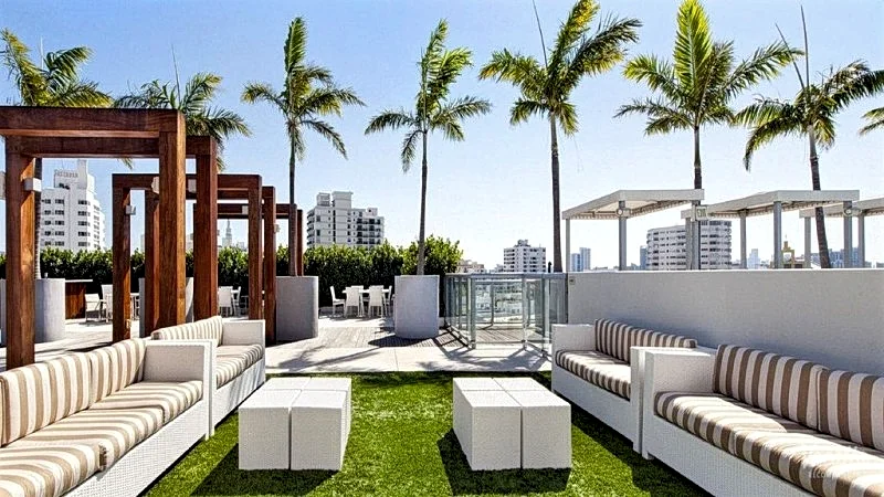 Wyndham Santa Barbara Pompano Beach Front Resort