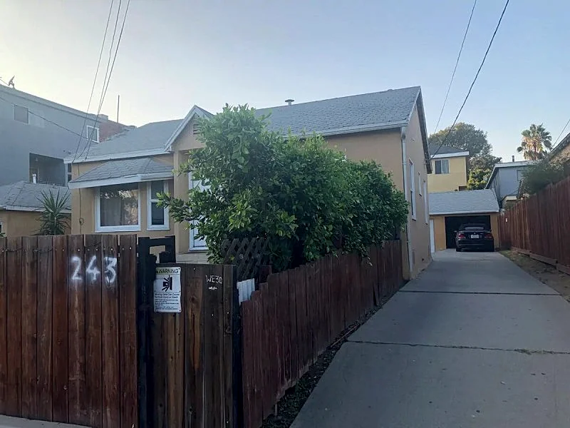 Photo 16