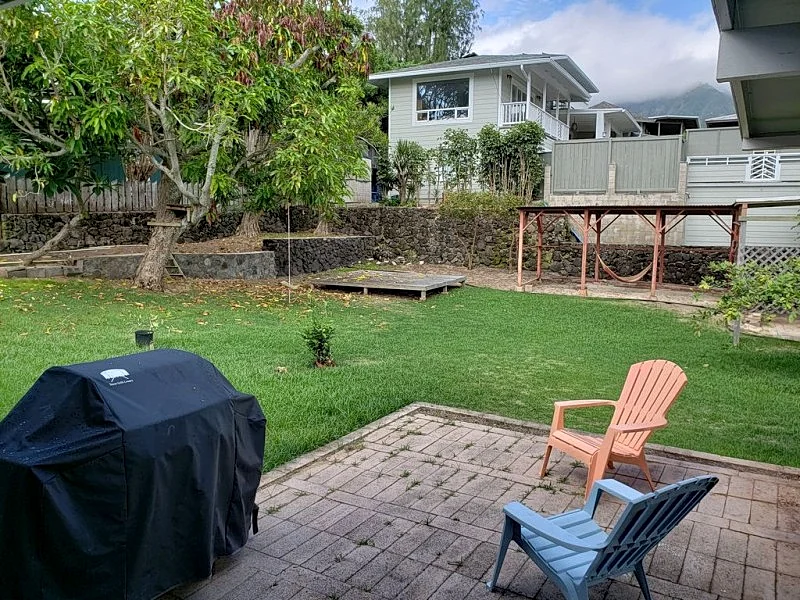 Right across the street from Waimanalo/Bellows Beach, Private Yard, Sleeps 10 Property overview