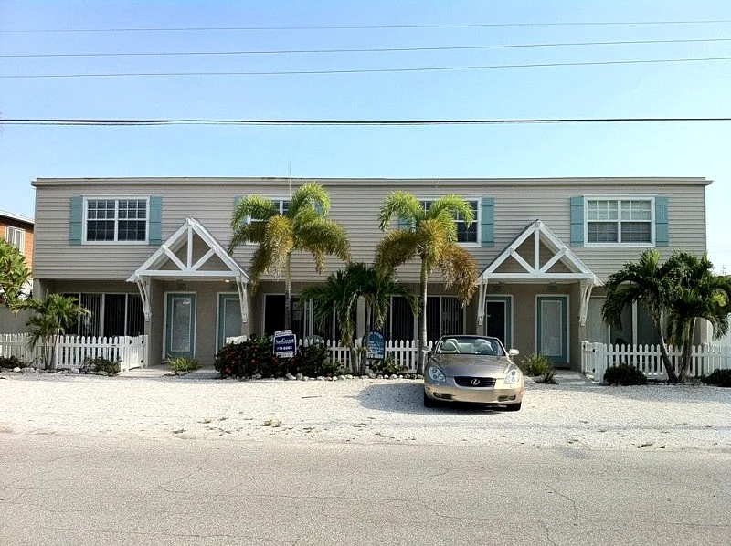 Townhouse/ 125 Steps to the Gulf of Mexico