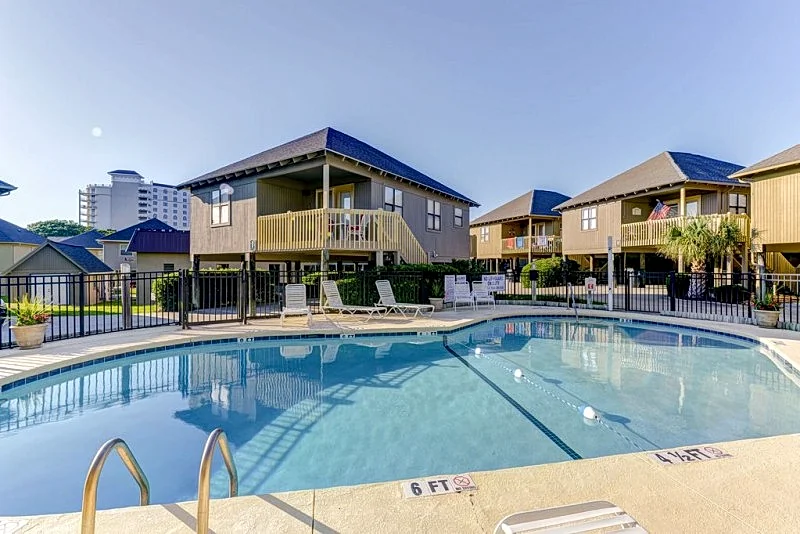 4 Bdrm, 3 Bath; privately owned, Myrtle Beach Vacation Cottage
