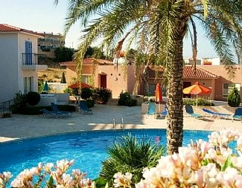 Private and Quiet, Luxury Apartment