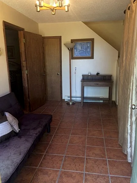 Photo 33