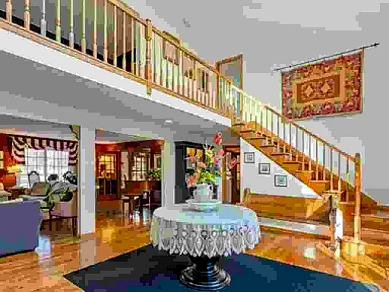 Family Friendly 6 Bedroom Waterfront 3 Acre Pool & Hot Tub FREE EV Charger