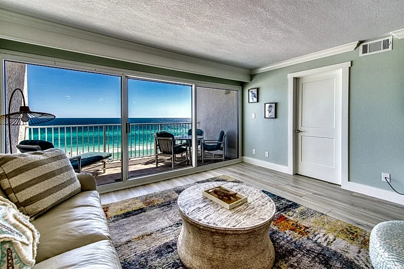 C603 | Beachfront with Beach Service, Pool, & WiFi