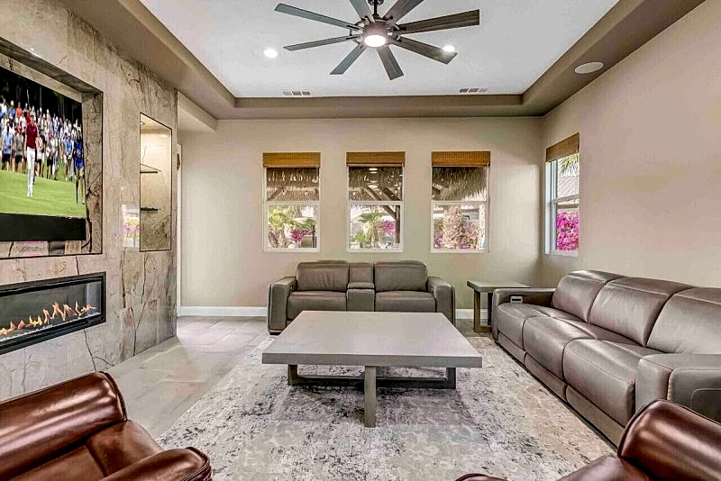 Photo 63
