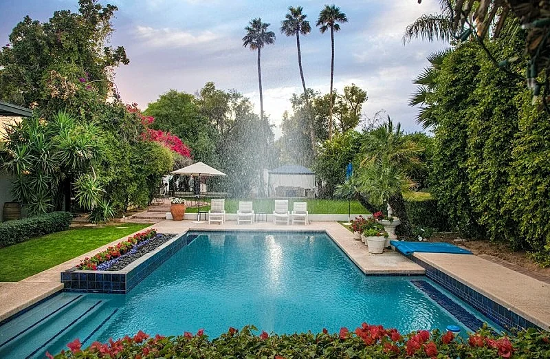 Cozy Scottsdale Estate Mountain Views, Large Backyard, Pool & Golf
