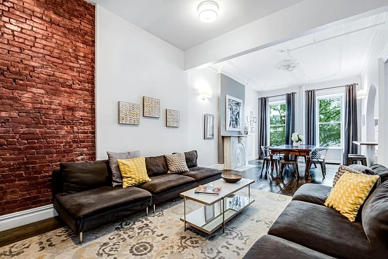 4 Bedroom Townhouse in Heart of Midtown Spacious Spotless & Sun Filled