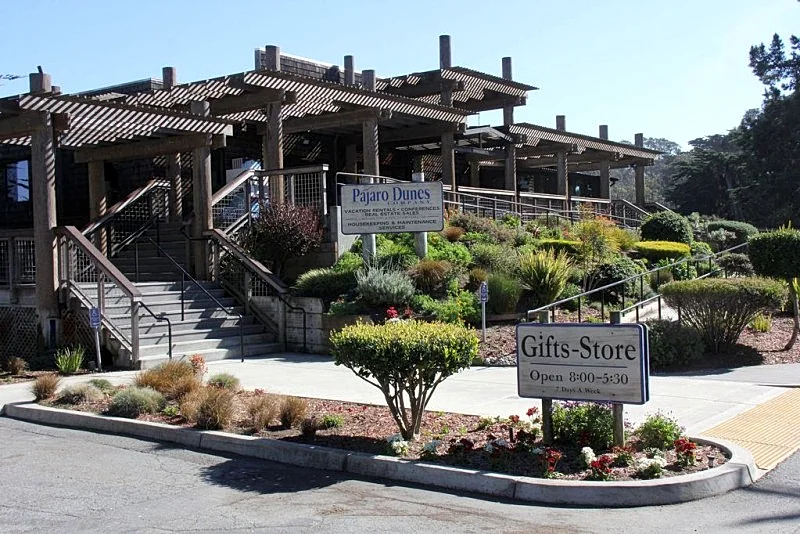 Ocean Front Condo With Wonderful 180 Degree View From Santa Cruz To Monterey
