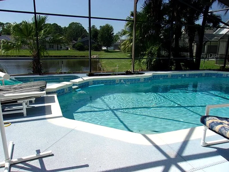 Lakefront Pool & Spa Retreat in Eagle Pointe, Kissimmee with Scenic Views
