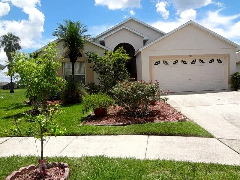 Home Away from Home - Enjoy the View in Kissimmee, Close to Attractions and Wildlife
