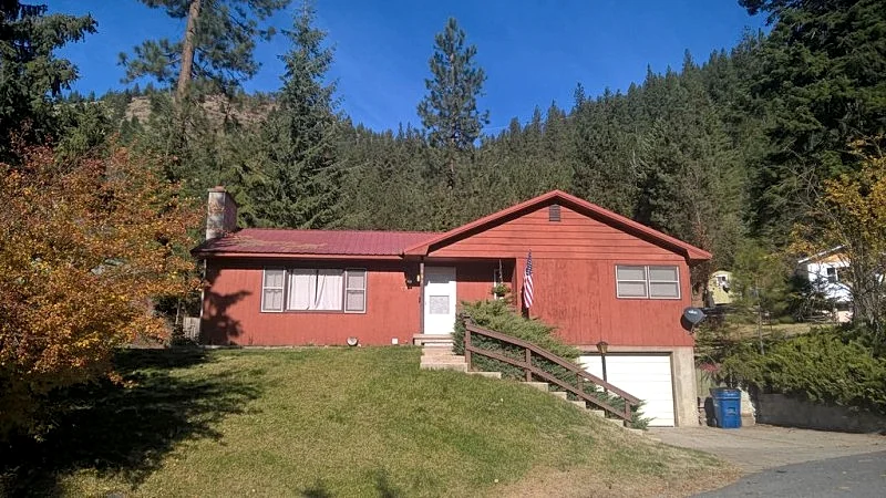 Beautiful mountain views! Perfect home base for exploring the area!