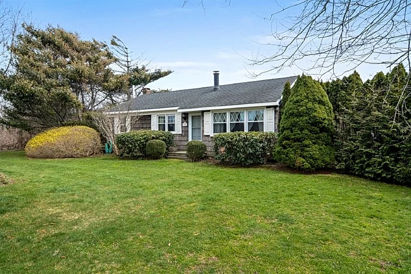 This is the way to spend your Summer in the Hamptons..