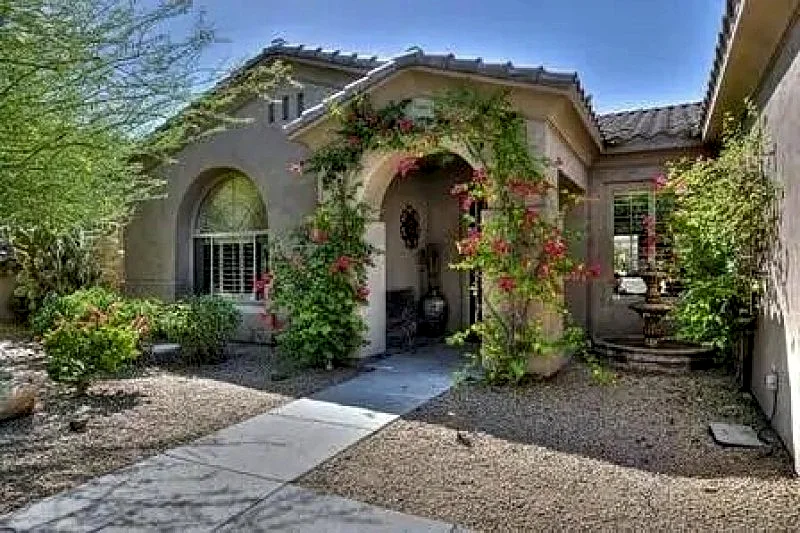 Luxury 4 Beds 3 Bath + TV Rm Private Pool. View! Golf & Trails. Great Location!