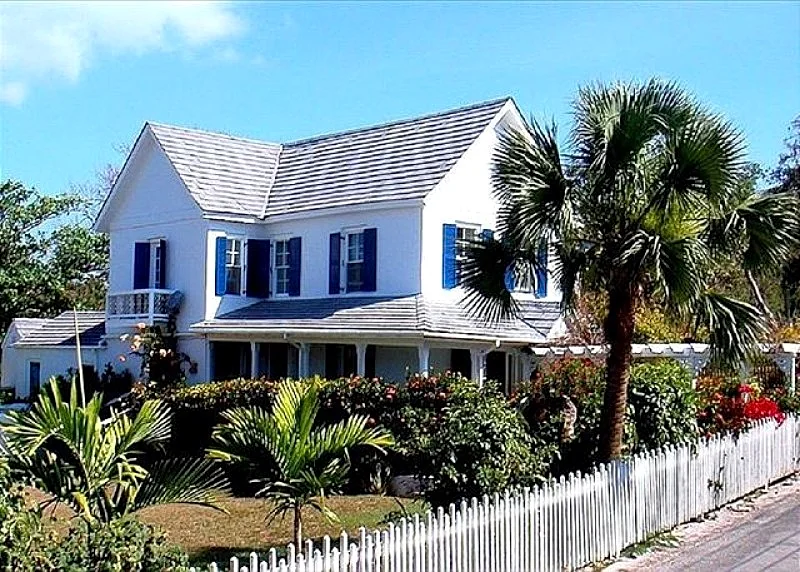 Historic Sea Captain's House, Walk to Town and Beach