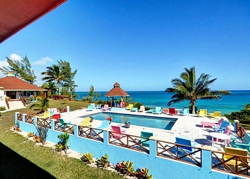 Beachfront Cottage with 50 Mile Ocean View and Pool Access